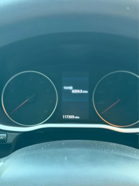 2019 Mitsubishi Eclipse Cross - Image 17 of 18