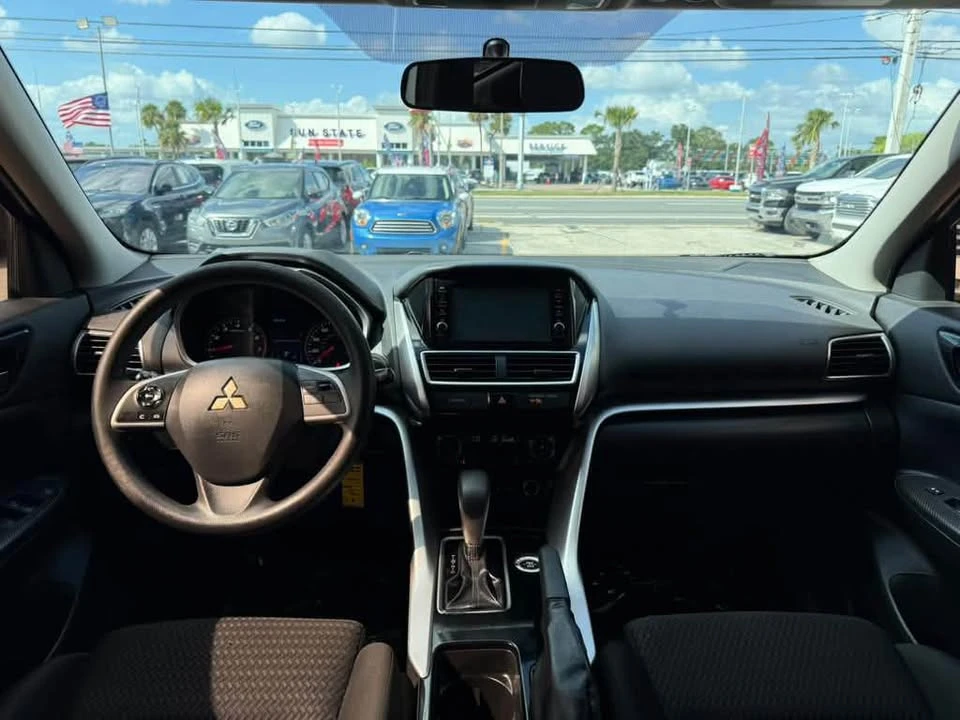 2019 Mitsubishi Eclipse Cross - Image 11 of 20
