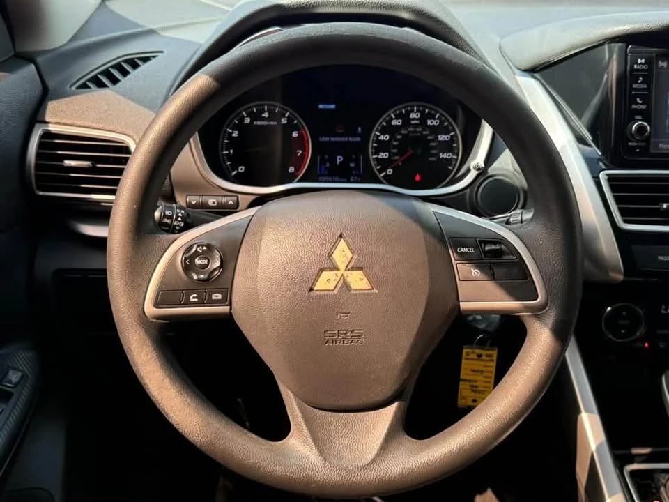 2019 Mitsubishi Eclipse Cross - Image 15 of 20