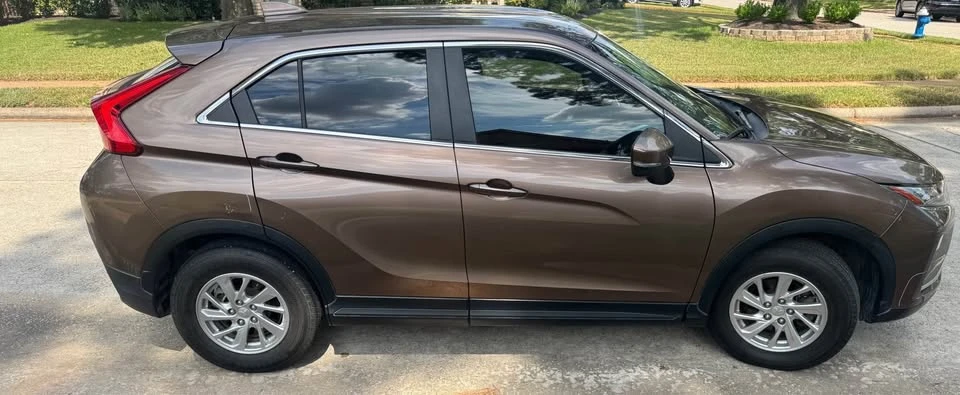 2019 Mitsubishi Eclipse Cross - Image 4 of 13