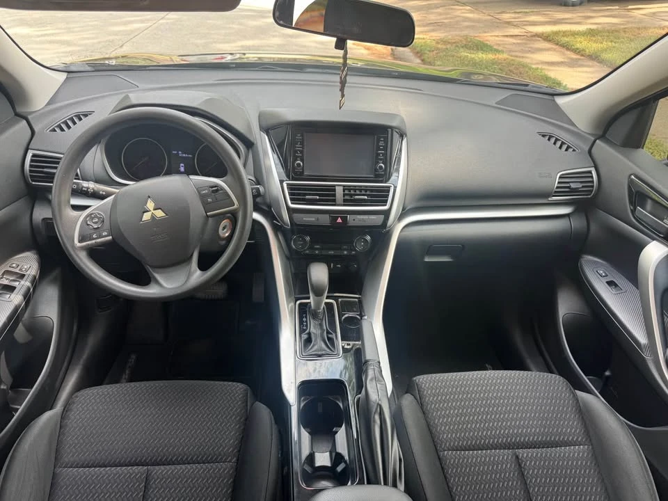2019 Mitsubishi Eclipse Cross - Image 7 of 13