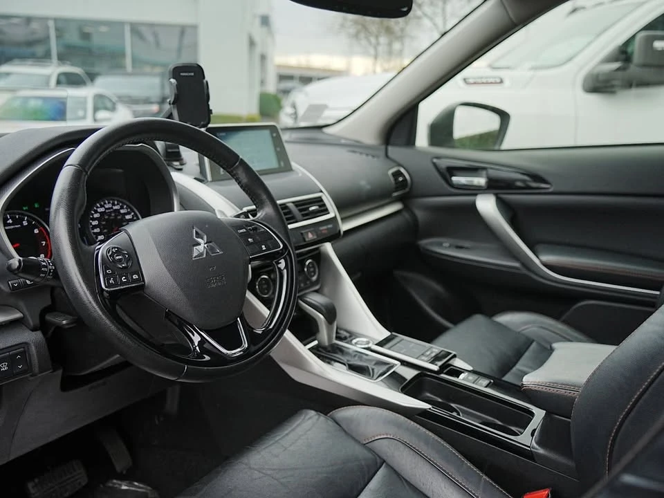 2019 Mitsubishi Eclipse Cross - Image 10 of 20