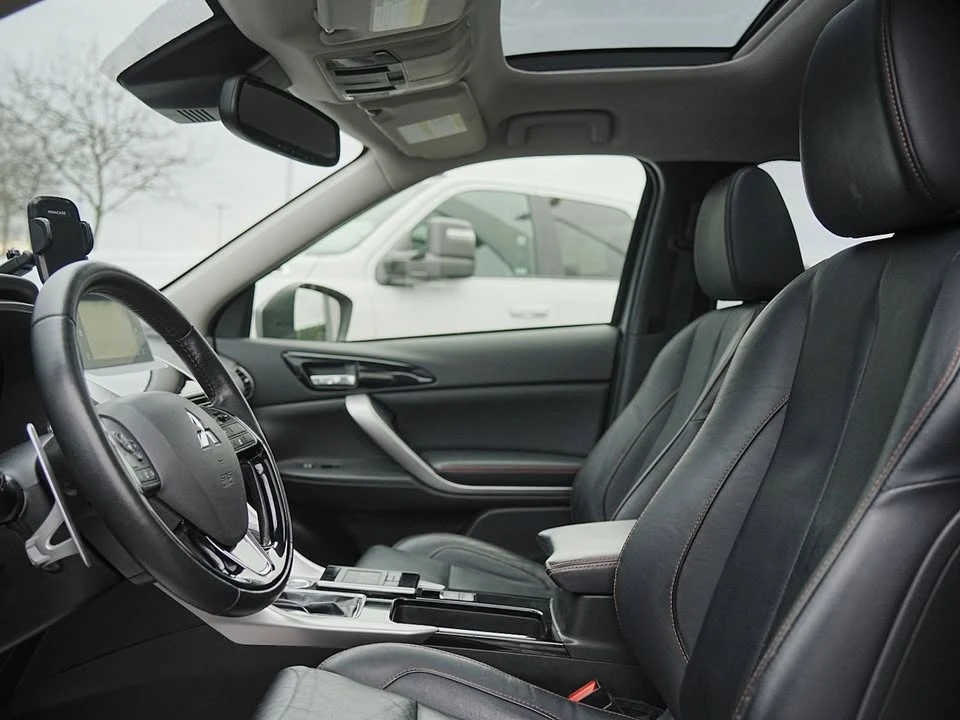 2019 Mitsubishi Eclipse Cross - Image 8 of 20