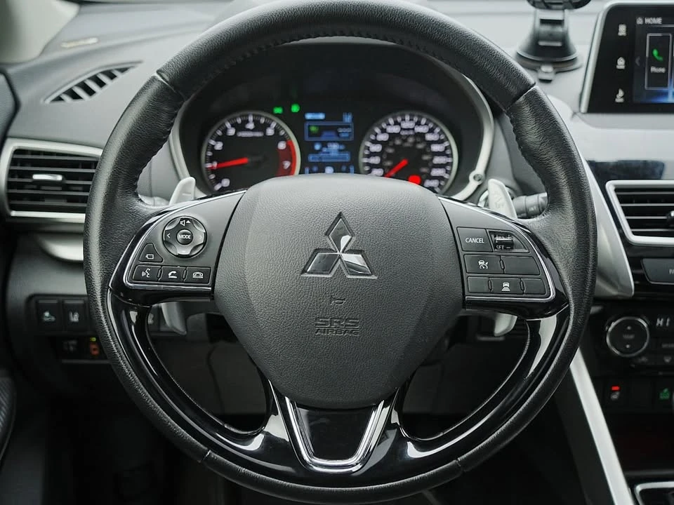2019 Mitsubishi Eclipse Cross - Image 12 of 20