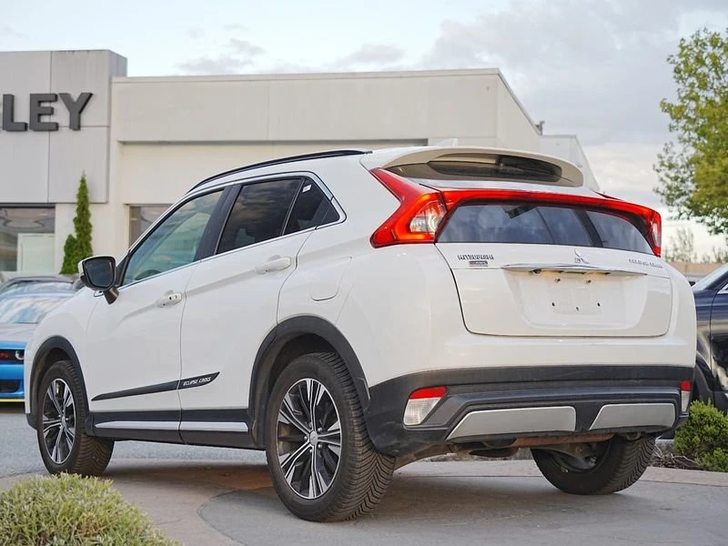2019 Mitsubishi Eclipse Cross - Image 8 of 20