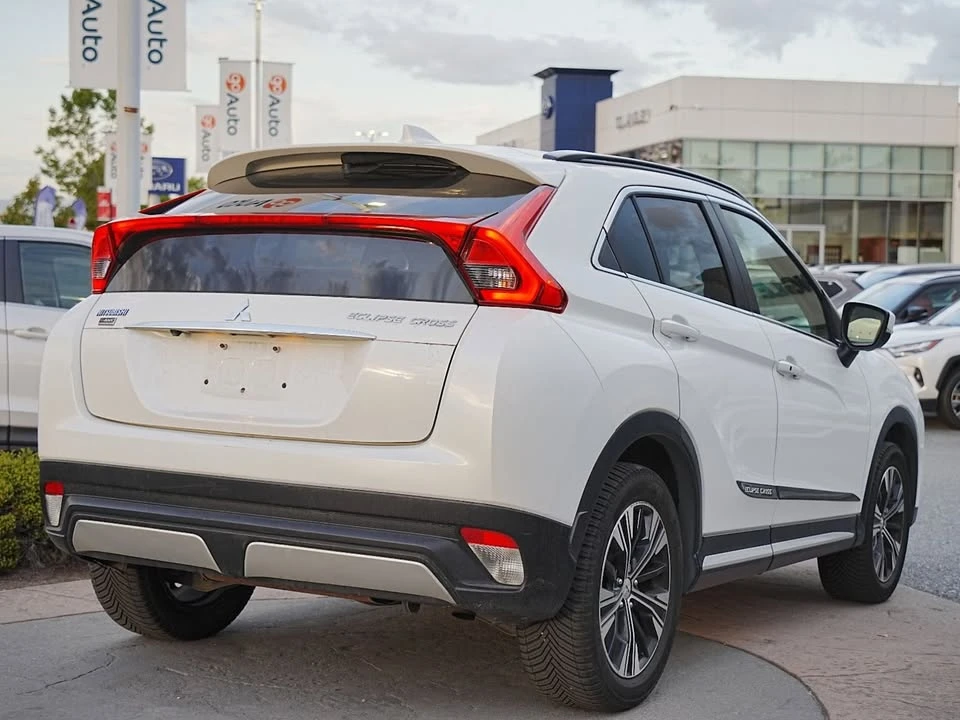 2019 Mitsubishi Eclipse Cross - Image 5 of 19