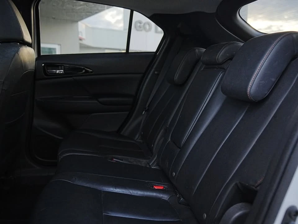 2019 Mitsubishi Eclipse Cross - Image 13 of 20