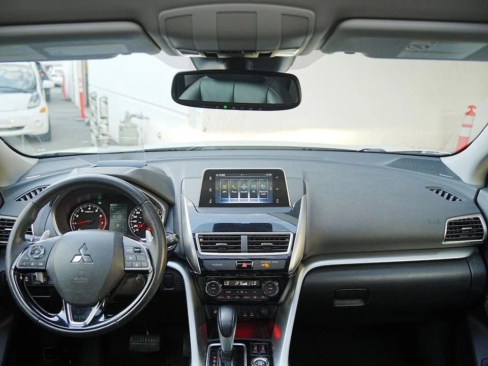 2019 Mitsubishi Eclipse Cross - Image 12 of 20