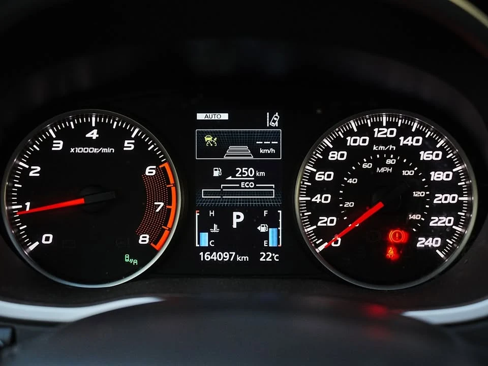 2019 Mitsubishi Eclipse Cross - Image 17 of 20