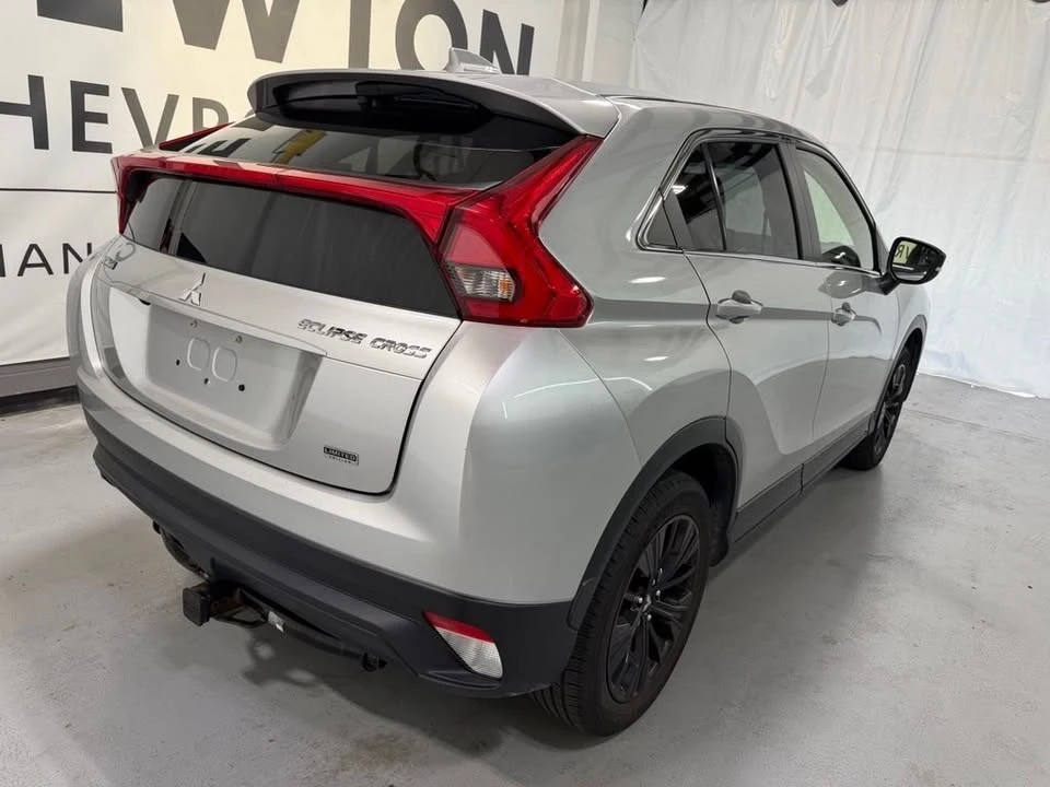2019 Mitsubishi Eclipse Cross - Image 3 of 9