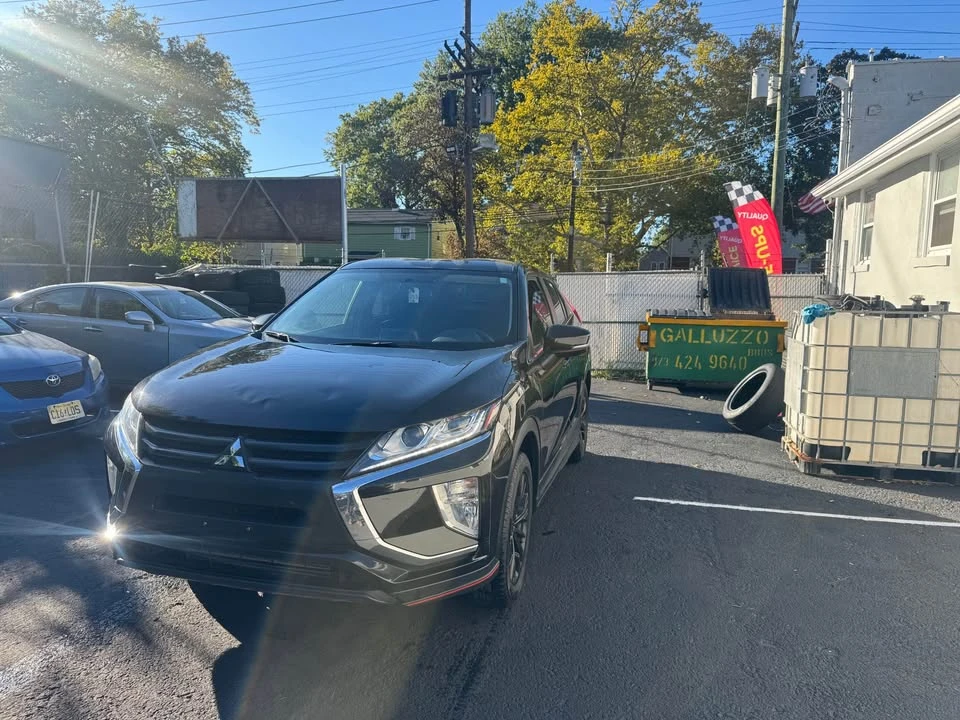 2019 Mitsubishi Eclipse Cross - Image 3 of 9