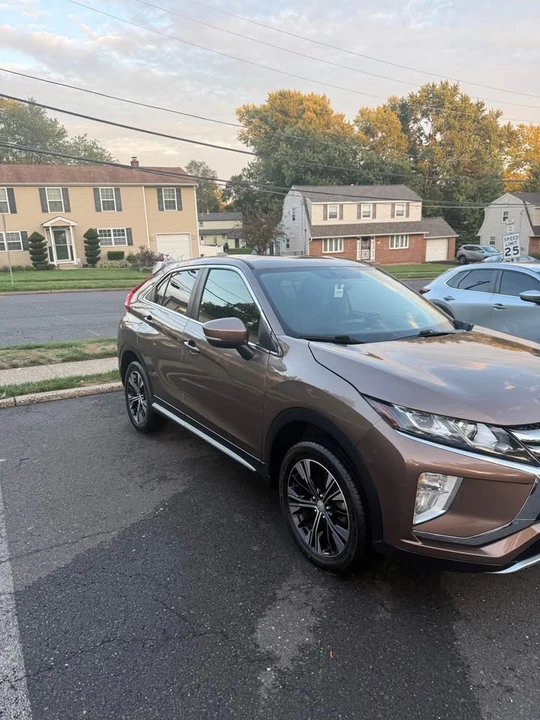 2019 Mitsubishi Eclipse Cross - Image 4 of 8