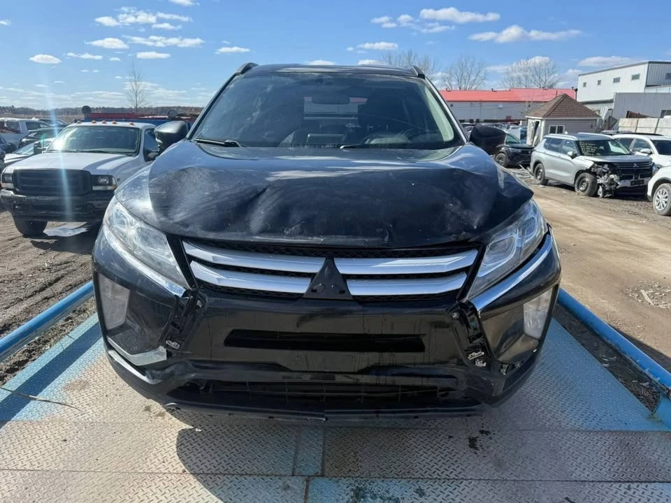 2019 Mitsubishi Eclipse Cross - Image 2 of 12