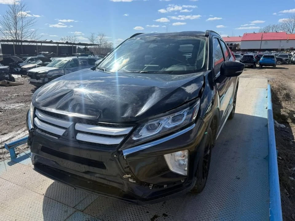 2019 Mitsubishi Eclipse Cross - Image 3 of 12