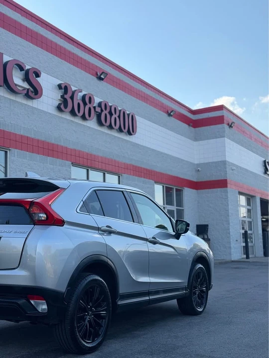 2019 Mitsubishi Eclipse Cross - Image 4 of 15
