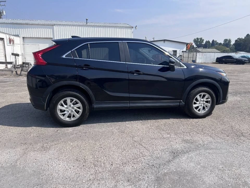 2019 Mitsubishi Eclipse Cross - Image 6 of 17