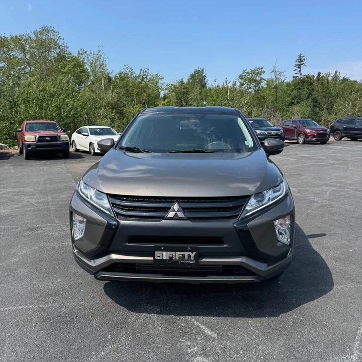 2019 Mitsubishi Eclipse Cross - Image 2 of 7