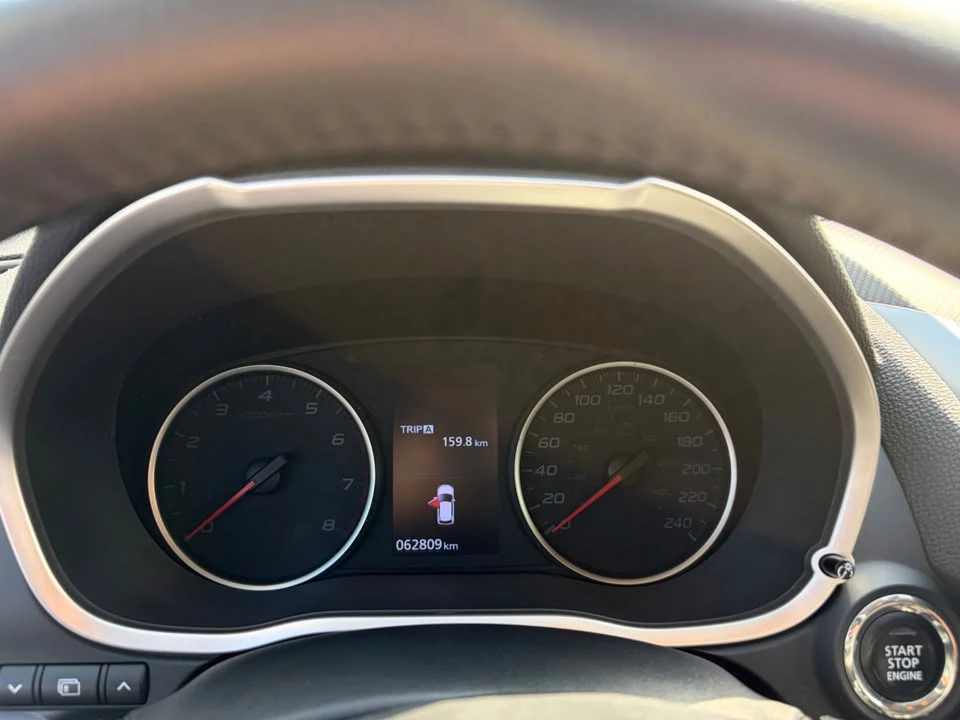 2019 Mitsubishi Eclipse Cross - Image 9 of 13