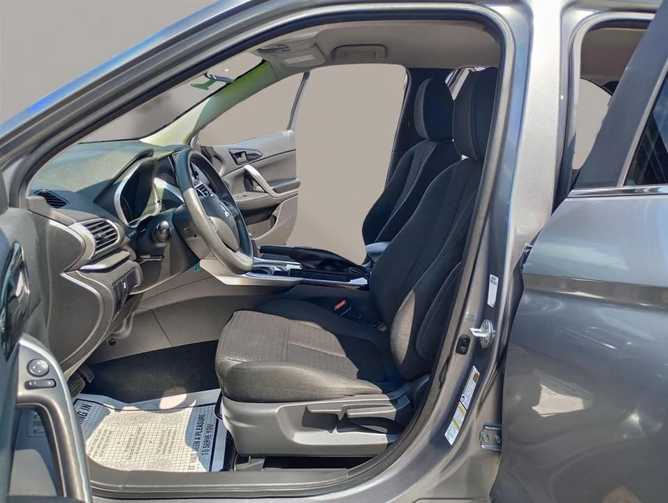 2019 Mitsubishi Eclipse Cross - Image 5 of 18