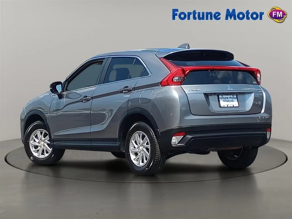 2019 Mitsubishi Eclipse Cross - Image 3 of 18