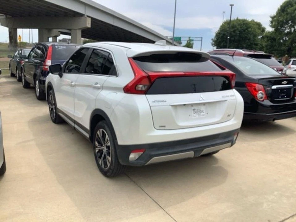 2019 Mitsubishi Eclipse Cross - Image 4 of 6