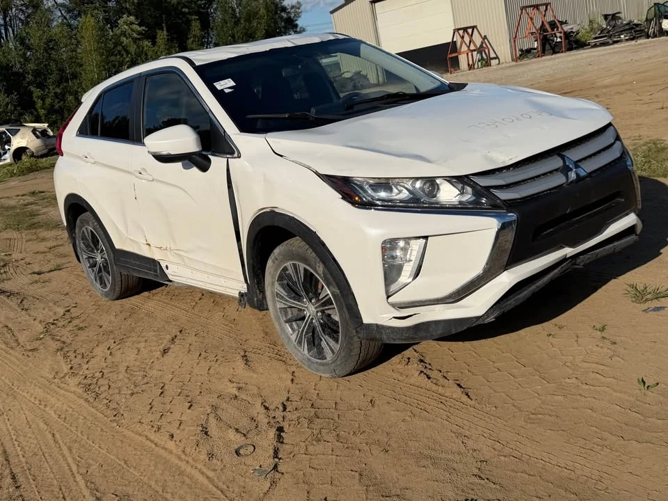 2019 Mitsubishi Eclipse Cross - Image 5 of 18