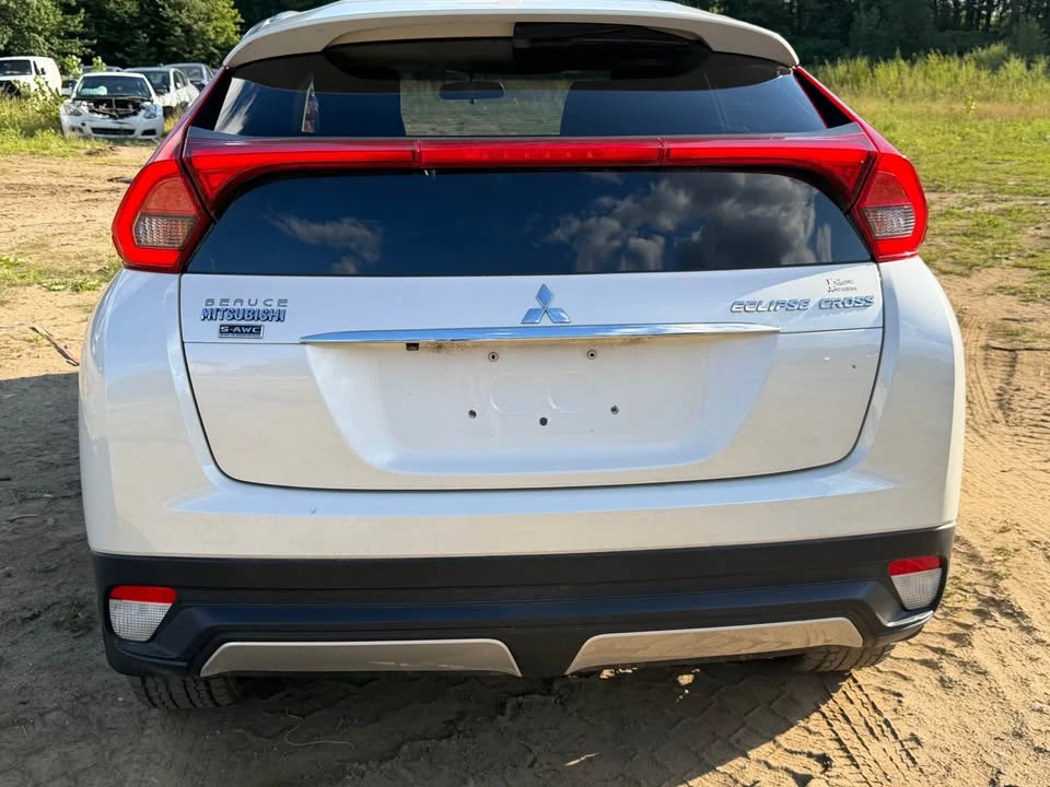 2019 Mitsubishi Eclipse Cross - Image 11 of 18