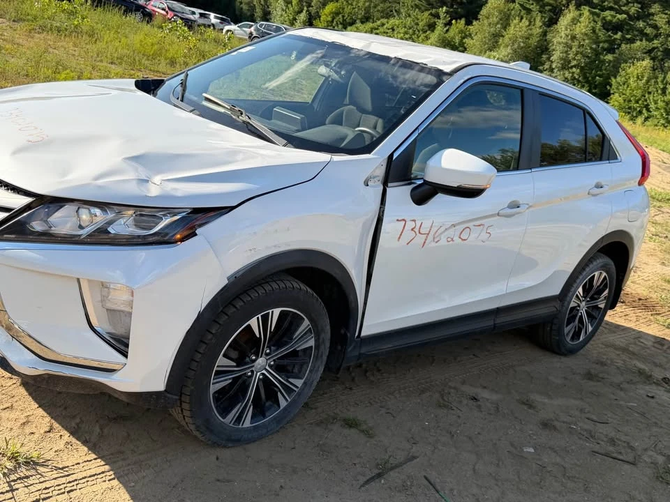 2019 Mitsubishi Eclipse Cross - Image 6 of 18