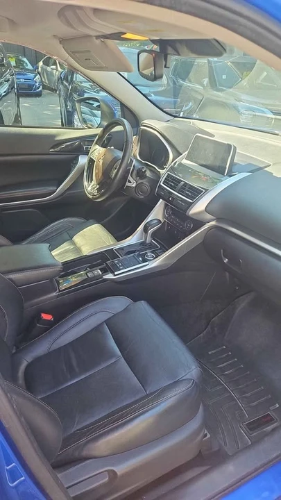 2019 Mitsubishi Eclipse Cross - Image 7 of 10