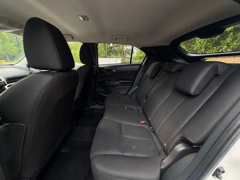2019 Mitsubishi Eclipse Cross - Image 16 of 20