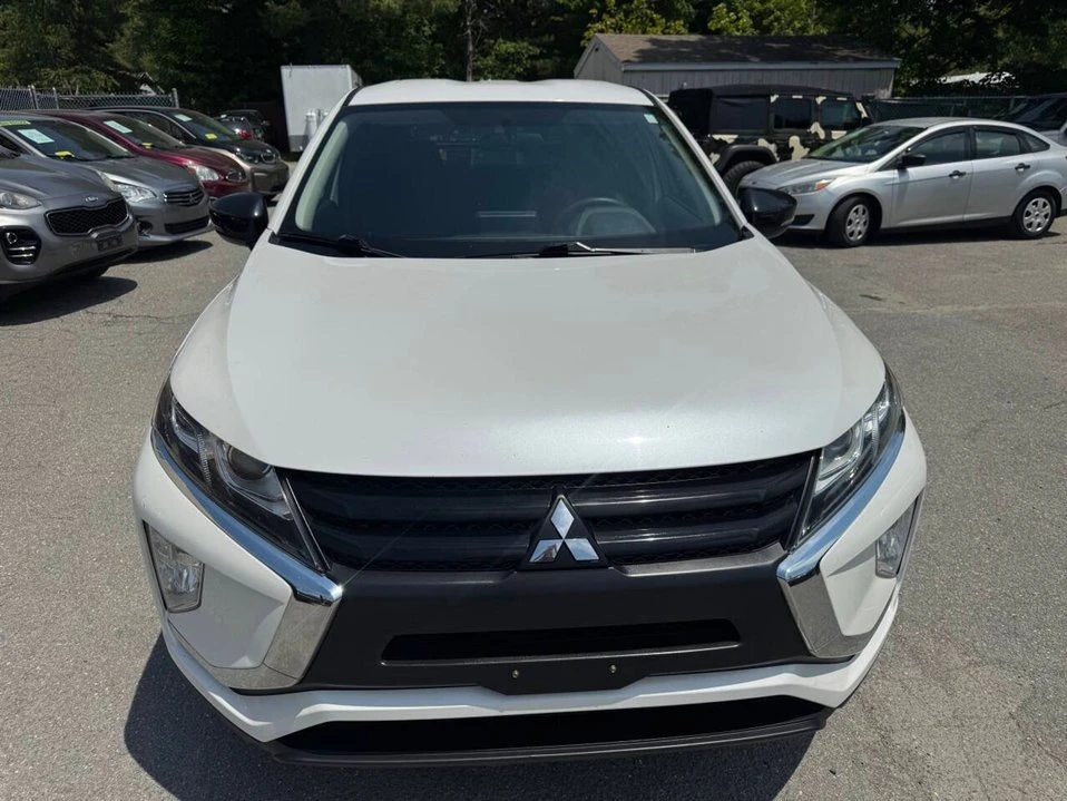2019 Mitsubishi Eclipse Cross - Image 3 of 20