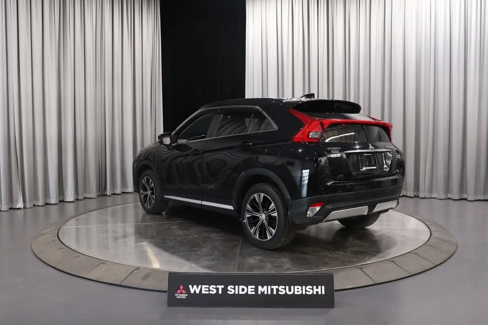 2019 Mitsubishi Eclipse Cross - Image 13 of 16