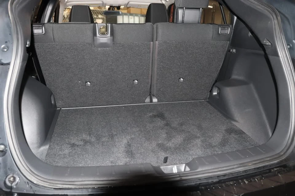 2019 Mitsubishi Eclipse Cross - Image 3 of 16