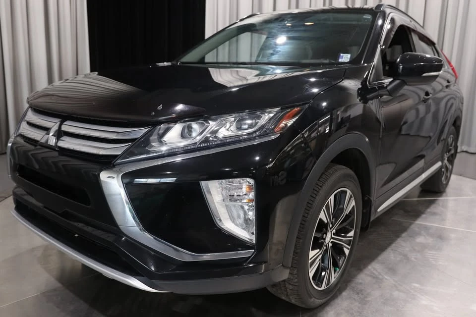 2019 Mitsubishi Eclipse Cross - Image 11 of 16