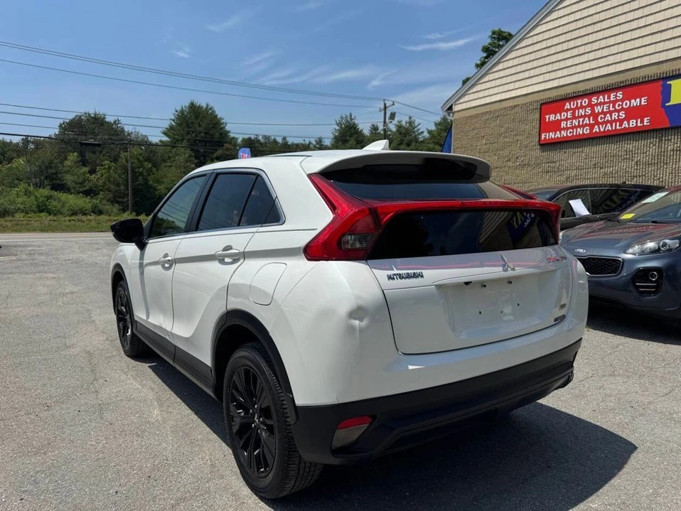 2019 Mitsubishi Eclipse Cross - Image 8 of 20