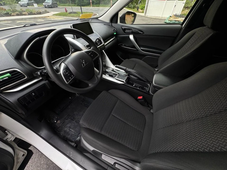 2019 Mitsubishi Eclipse Cross - Image 11 of 20