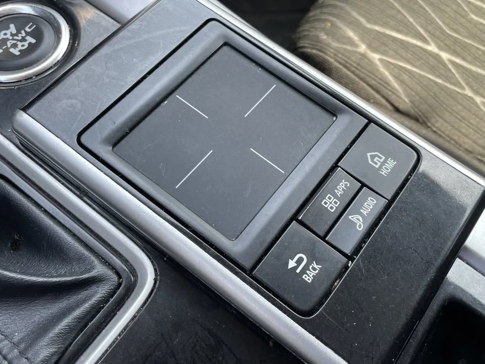 2019 Mitsubishi Eclipse Cross - Image 15 of 20