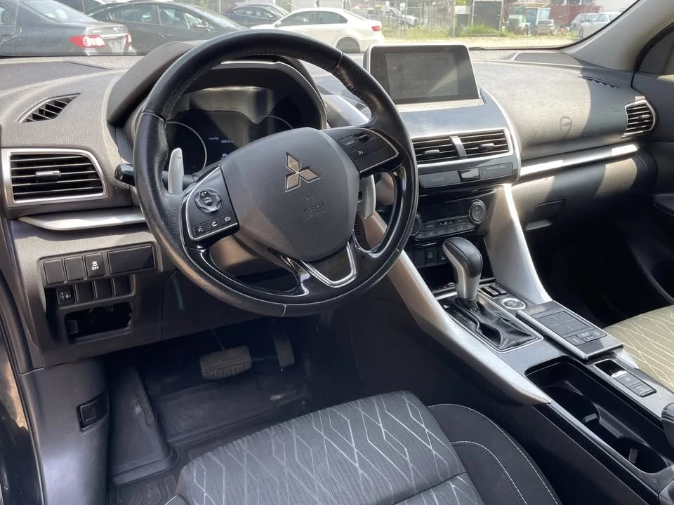 2019 Mitsubishi Eclipse Cross - Image 8 of 20