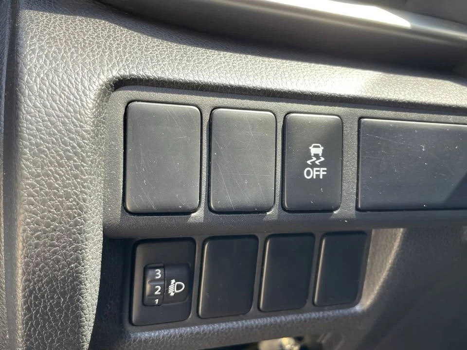 2019 Mitsubishi Eclipse Cross - Image 20 of 20