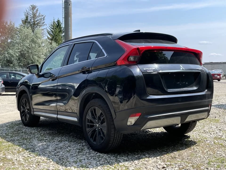 2019 Mitsubishi Eclipse Cross - Image 2 of 20