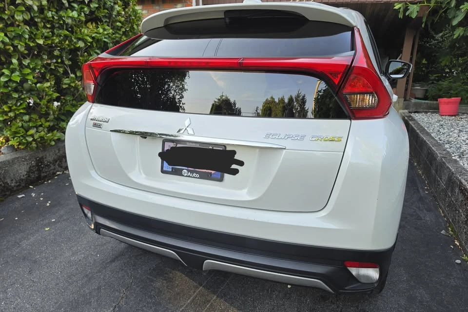 2019 Mitsubishi Eclipse Cross - Image 5 of 11