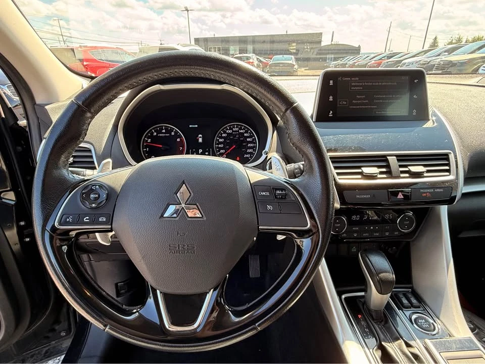 2019 Mitsubishi Eclipse Cross - Image 9 of 12