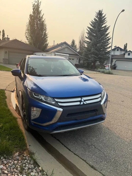 2019 Mitsubishi Eclipse Cross - Image 2 of 8