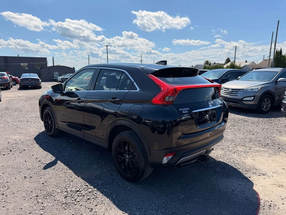 2019 Mitsubishi Eclipse Cross - Image 3 of 12