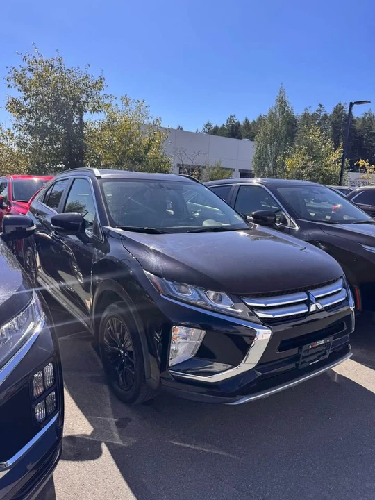 2019 Mitsubishi Eclipse Cross - Image 2 of 7