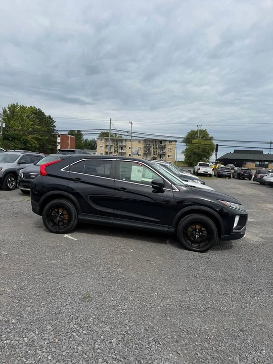 2019 Mitsubishi Eclipse Cross - Image 4 of 13