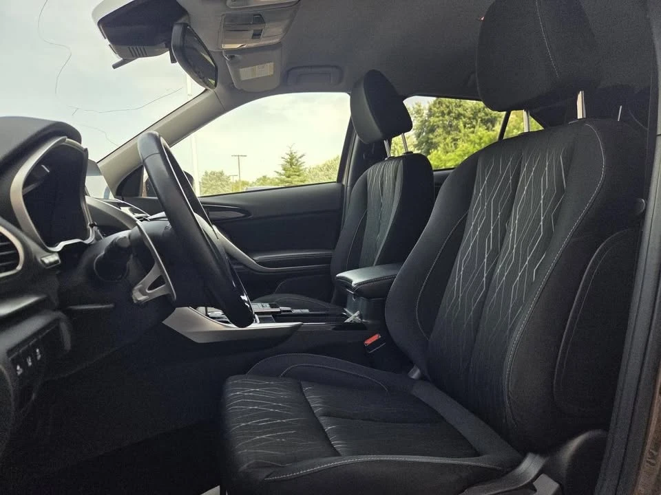 2019 Mitsubishi Eclipse Cross - Image 11 of 20