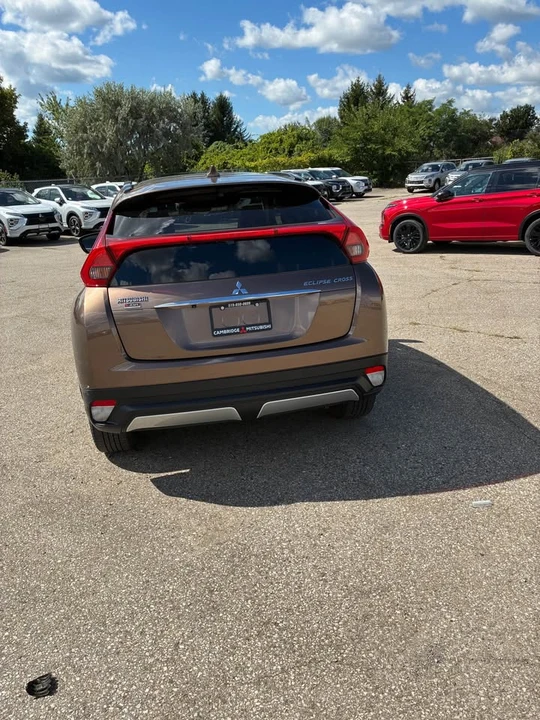 2019 Mitsubishi Eclipse Cross - Image 8 of 12
