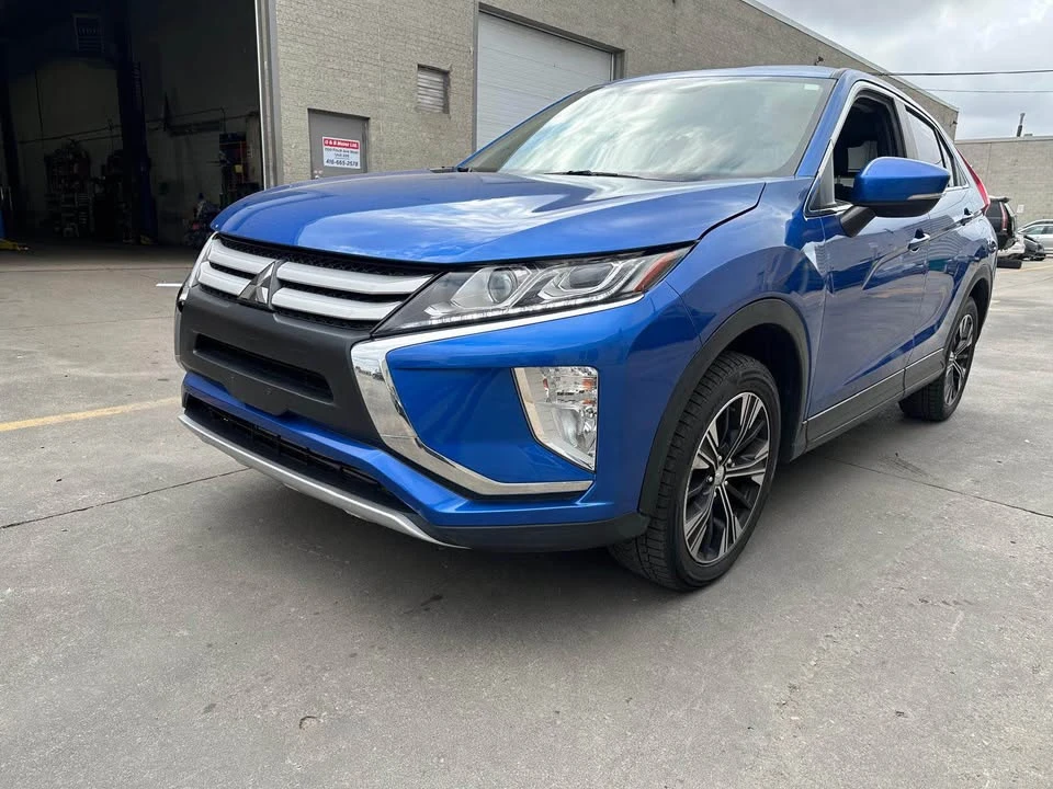 2019 Mitsubishi Eclipse Cross - Image 2 of 11