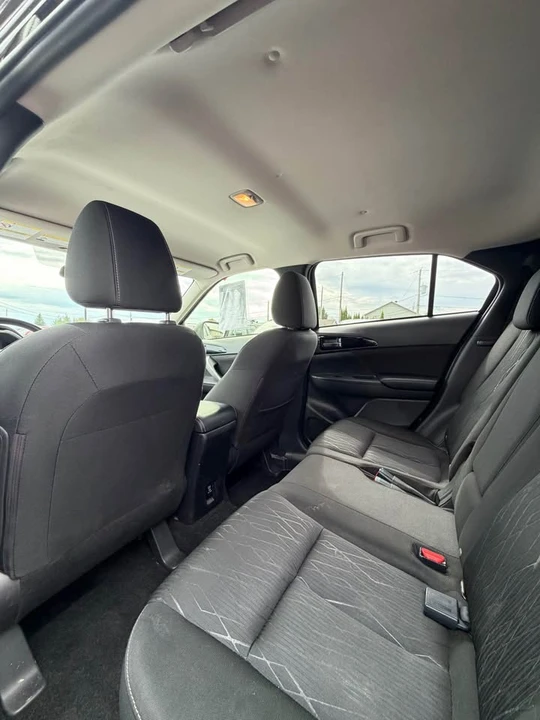 2019 Mitsubishi Eclipse Cross - Image 9 of 13